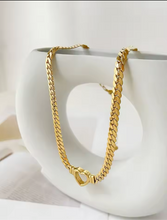 Chunky Thick Chain Heart Choker Necklace